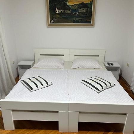 Bihać Apartman House Jasmina מראה חיצוני תמונה