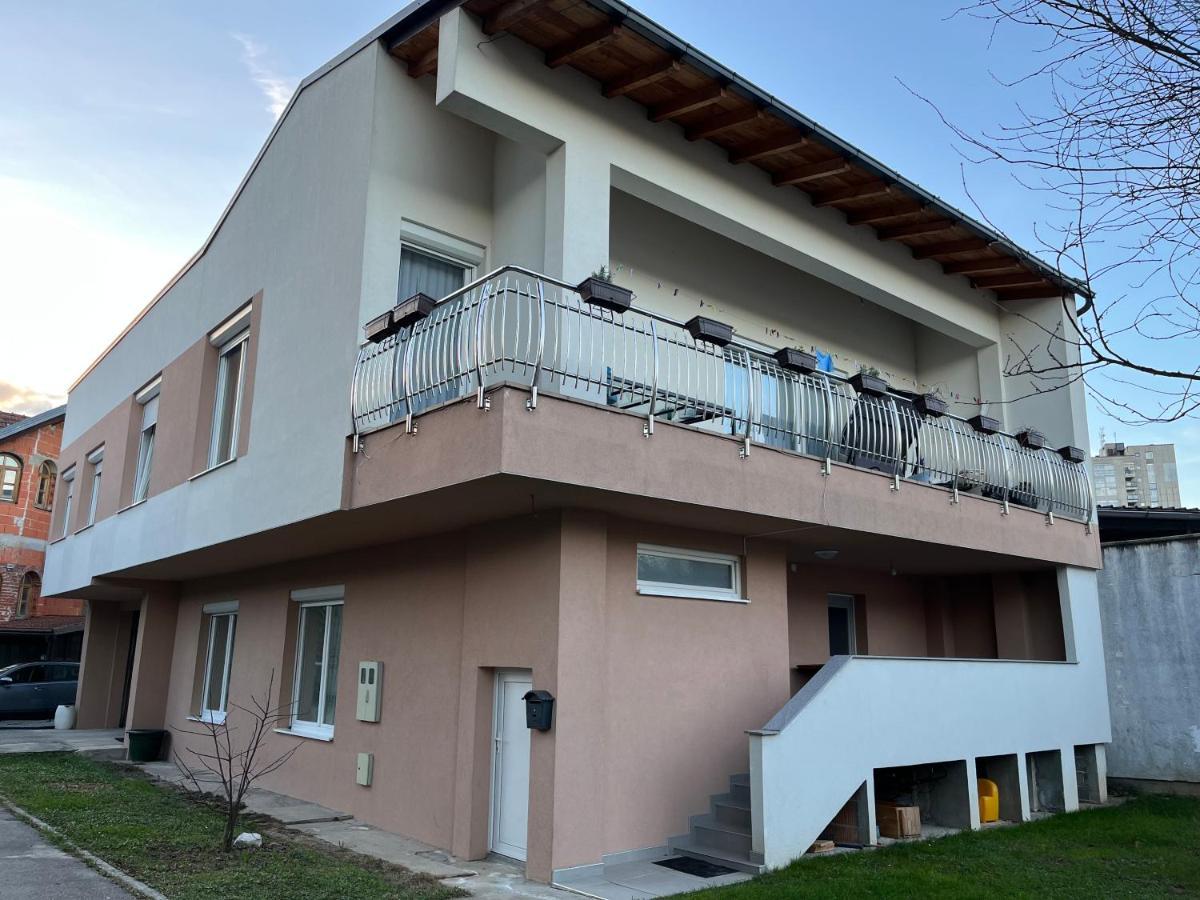 Bihać Apartman House Jasmina מראה חיצוני תמונה